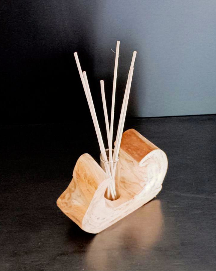 Vase ou diffuseur de parfum forme organique – Image 4